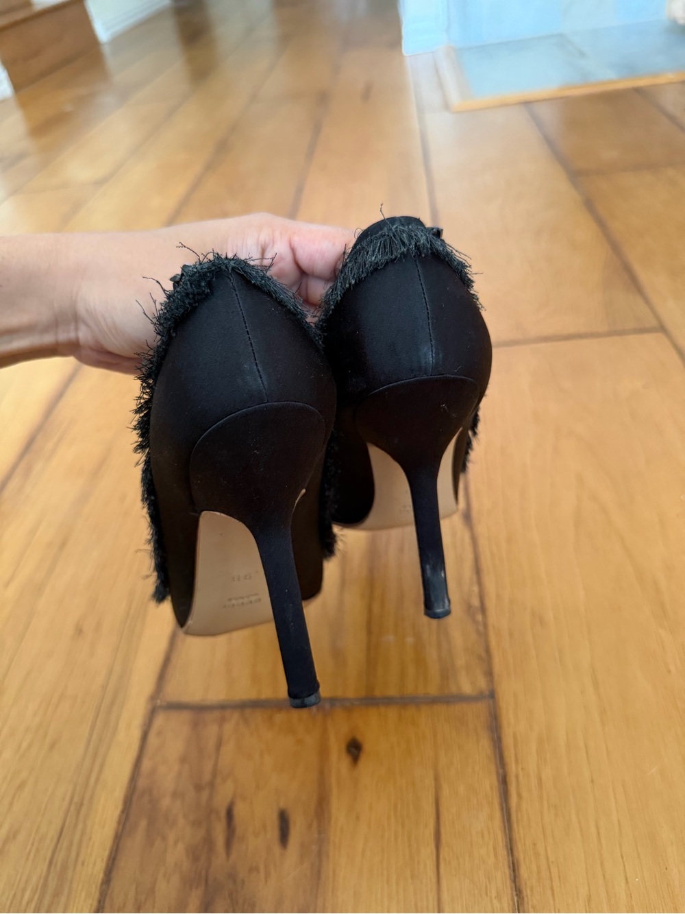Gucci Heels size 9 - Picture 7 of 9